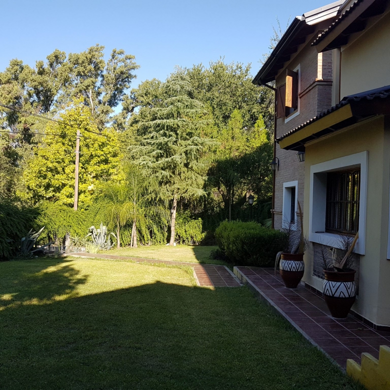 Costanera de Barrio Liniers